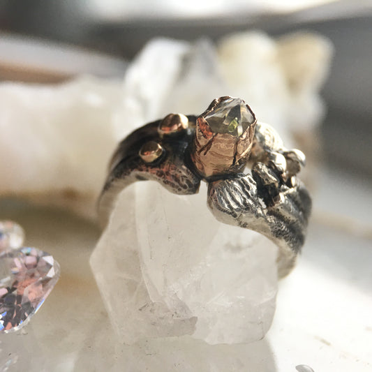 Hocus Pocus Diamond included Quartz Ring II