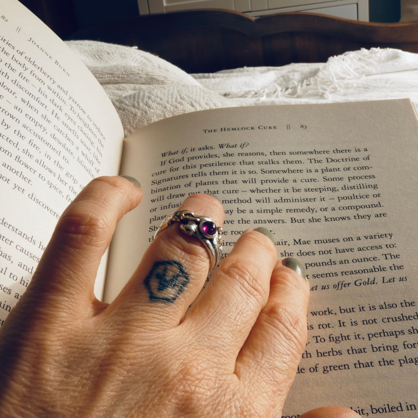 Galactica Ring Rhodonite Cabochon