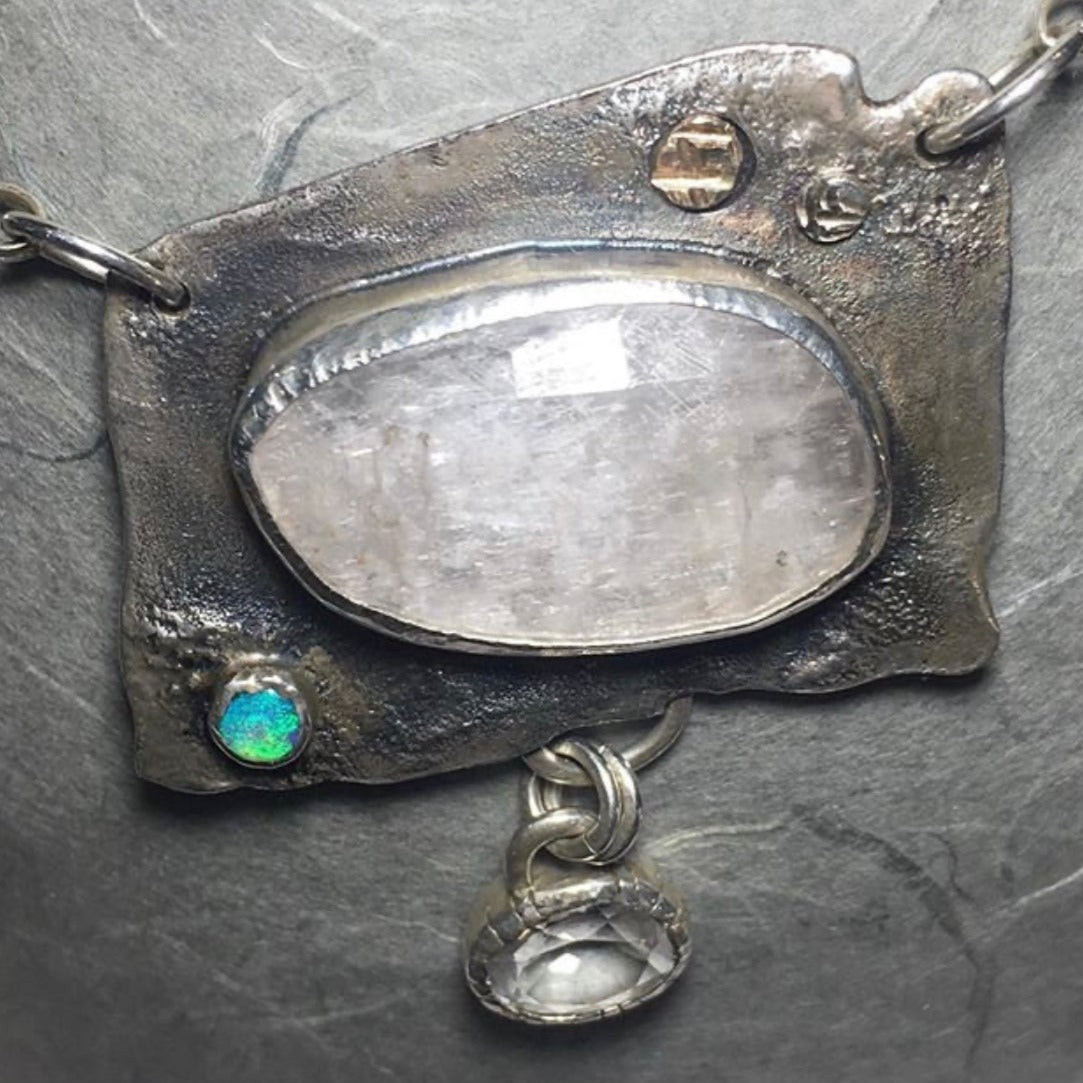 Gateway Pendant II - Kunzite