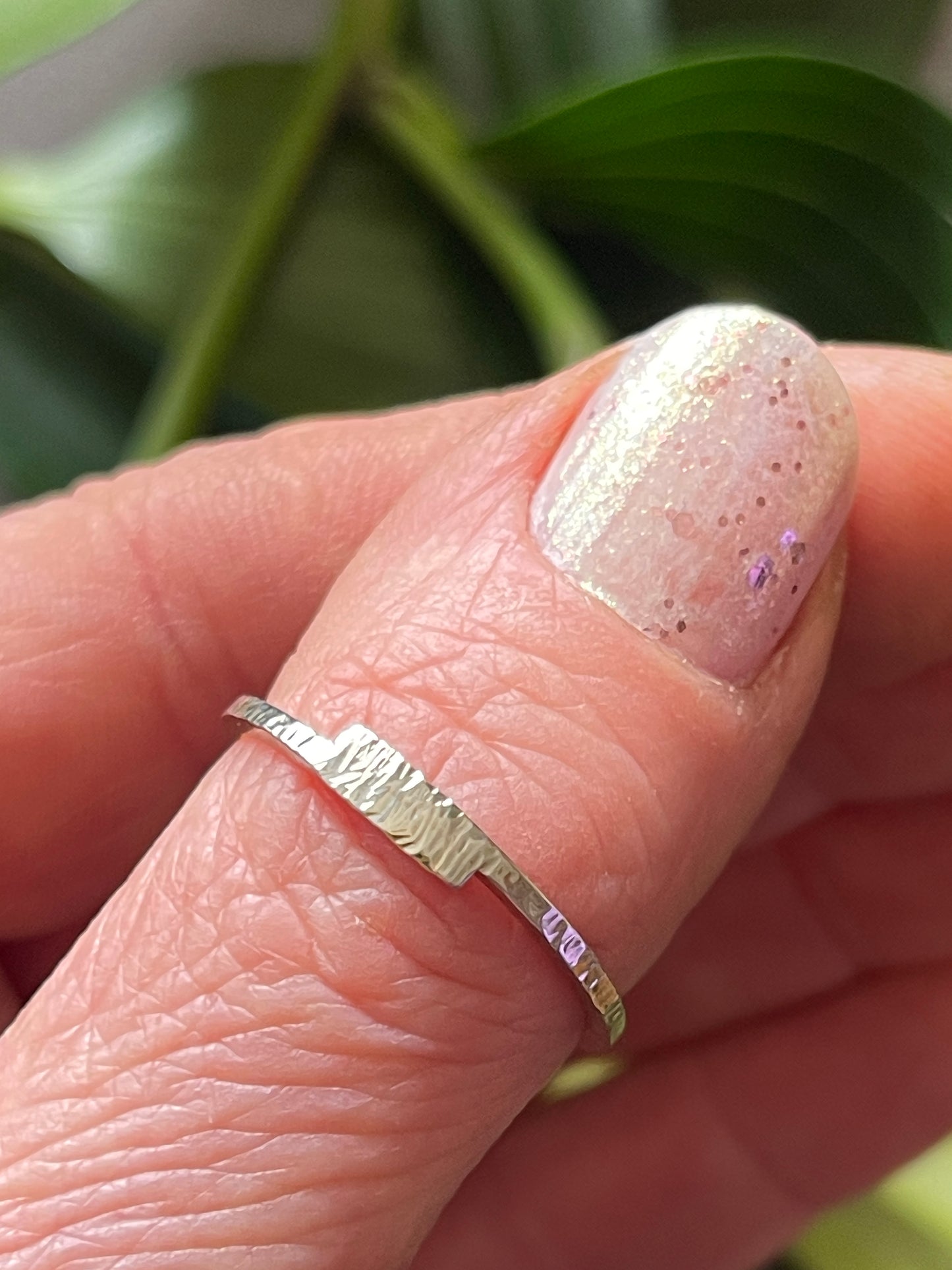 Crossover Ring 9ct White Gold