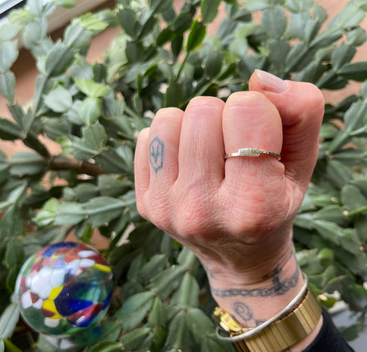 Crossover Ring 9ct White Gold